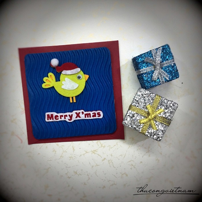 Thiệp giáng sinh Merry X'mas gà con